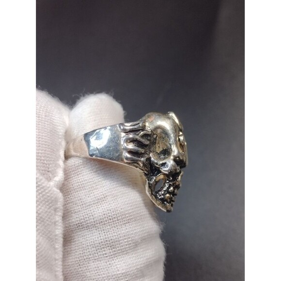 Skull With Flames Ring Size 9 Biker Gothic Punk Rocker Jewelry Silver Plated - Picture 4 of 7